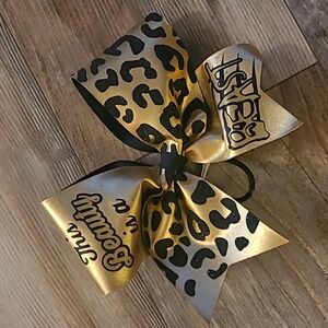 🔥 THIS BEAUTY IS A BEAST Cheer Bow 🔥